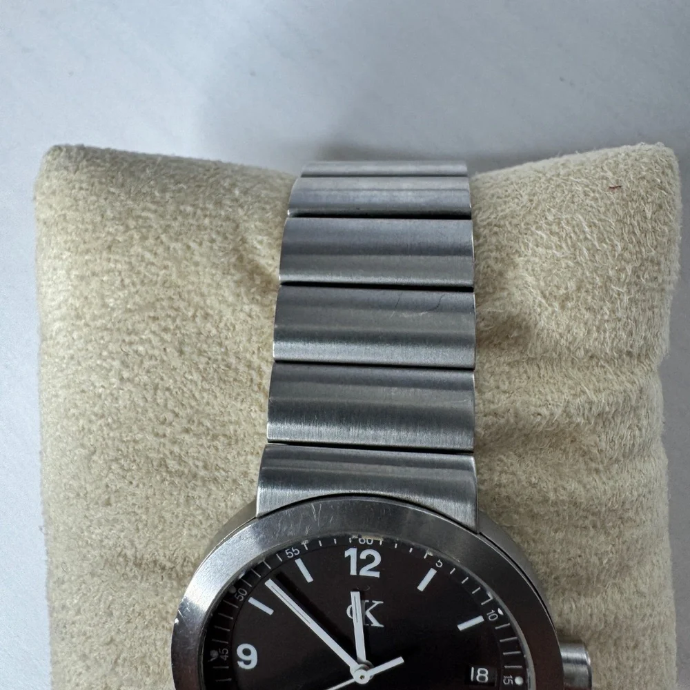 Calvin Klein pre owned
